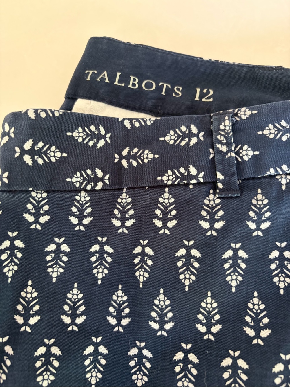 Talbots Navy and White Floral Motif The Weekend by Talbots Chinos. Ankle length